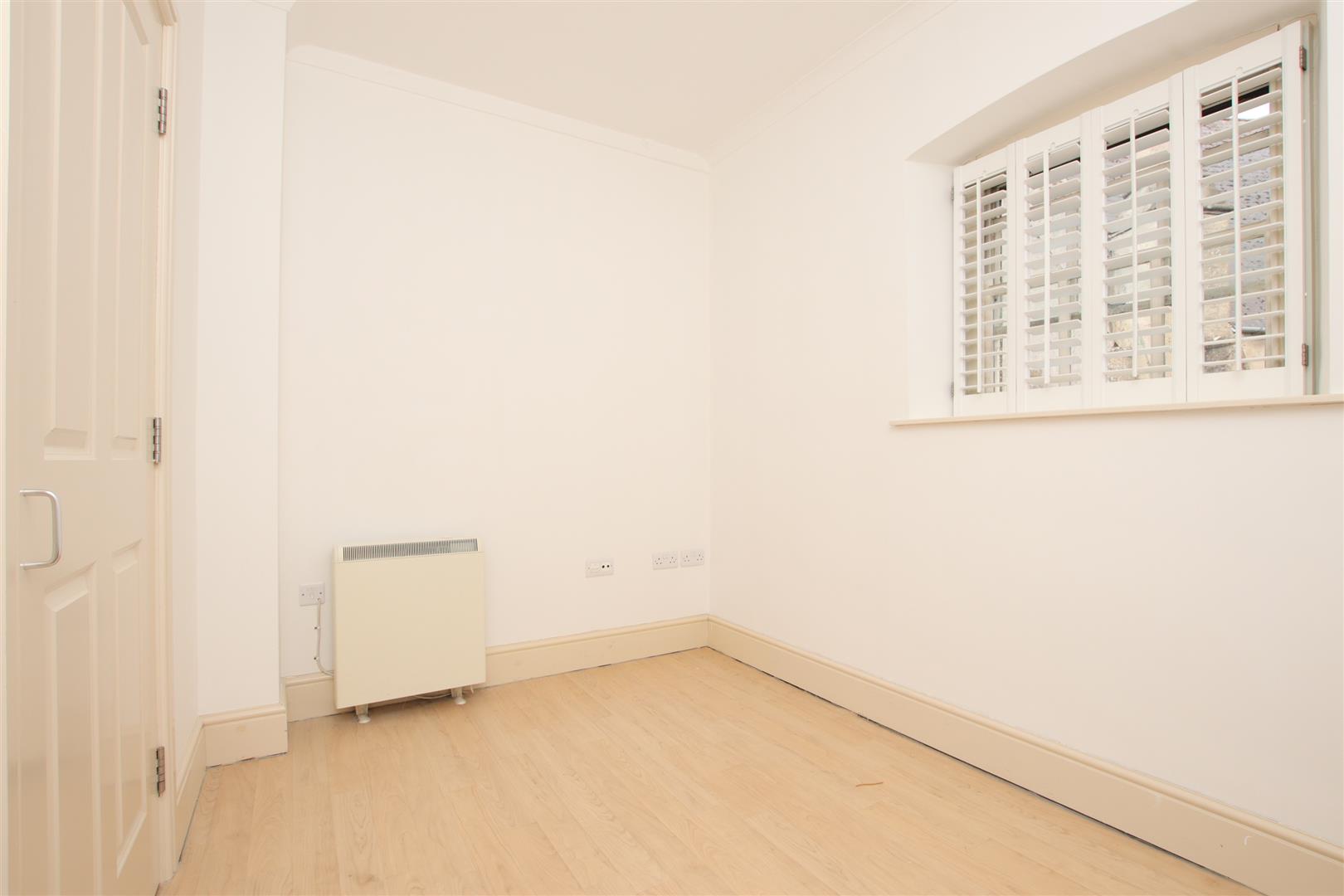 Kempthorne Lane, Bath, BA2